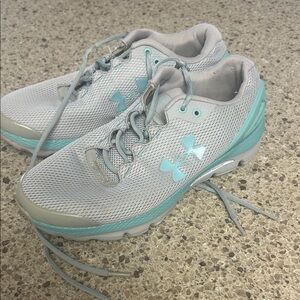 Under Armour Women's Light Gray and Teal Athletic Shoes